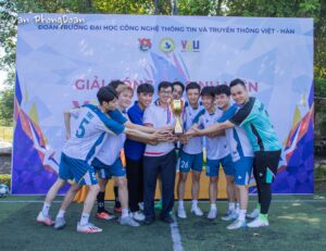 10-11.2023. Giải bóng đá Sinh viên VKU Cup 2023 với 65 đội bóng, 800 vận động viên (2)